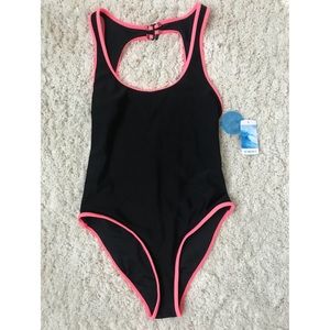 One piece women’s swimsuit
